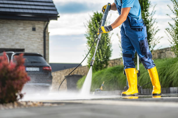 Best Soft Washing for Delicate Surfaces in Grimes, IA